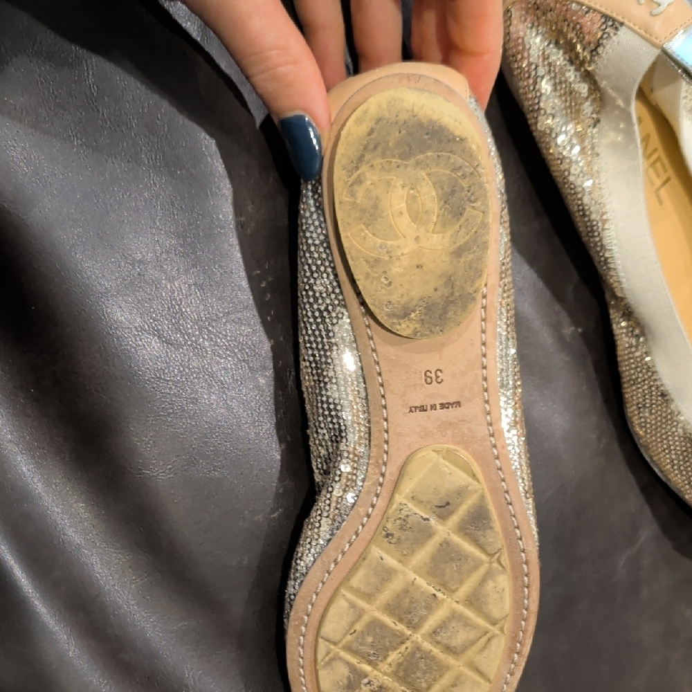 CHANEL Women's Sequin Flats - Silver and Beige - Picture 3 of 6